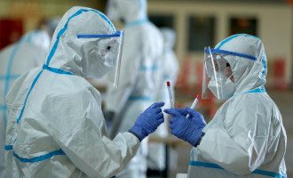 Ученые опровергли самый ранний симптом коронавируса