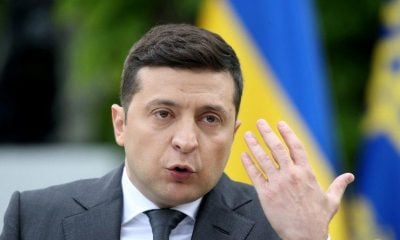 Зеленский предложил снять ограничения зарплат госчиновников