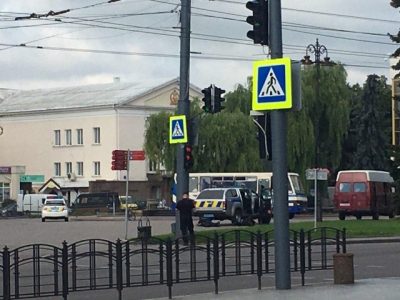 В Луцке мужчина захватил автобус с пассажирами / volynnews.com