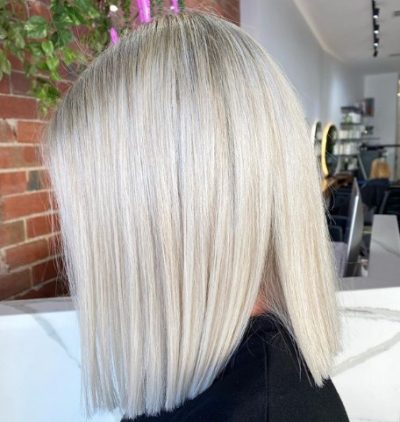 Блант лоб і піксі – наймодніші жіночі стрижки на осінь 2020: фото