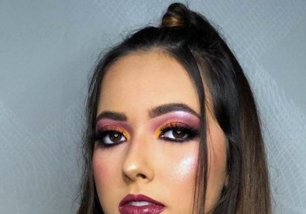 У тренди вибилася зачіска хвіст з 90-х: модні варіанти та фото