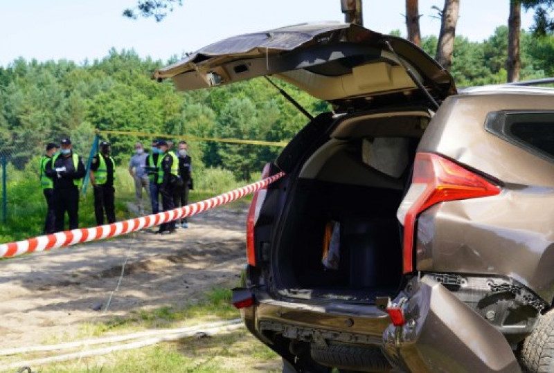 У Львівській області на базі відпочинку вибухнув позашляховик Mitsubishi Pajero з бізнесменом