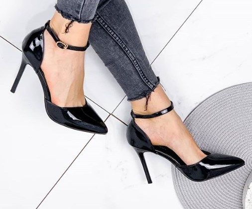 Жіноче взуття, яке дратує чоловіків