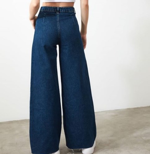 Модні джинси осінь-зима 2020-2021 Модні джинси осінь-зима 2020-2021