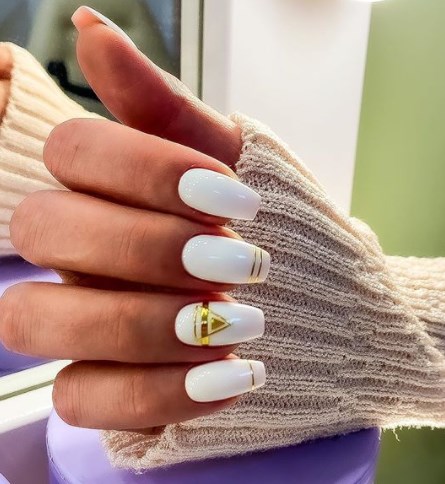 Білий манікюр осінь 2020 Білий манікюр осінь 2020