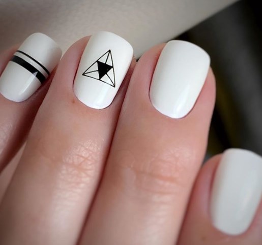 Білий манікюр осінь 2020 Білий манікюр осінь 2020