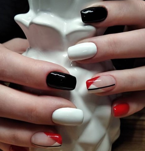 Білий манікюр осінь 2020 Білий манікюр осінь 2020