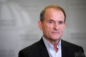Медведчук поїхав у Криму на відпочинок, повідомив його спікер – Медведчук та Оксана Марченко Медведчук поїхав у Криму на відпочинок, повідомив його спікер – Медведчук та Оксана Марченко