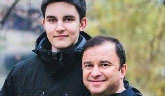 Виктор Павлик с сыном Павлом