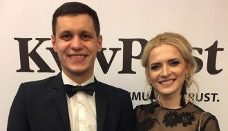 Роман Грищук з дружиною Роман Грищук з дружиною