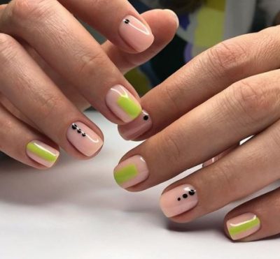 Доведеться увімкнути фантазію: наймодніший нюдовий манікюр на осінь - фото