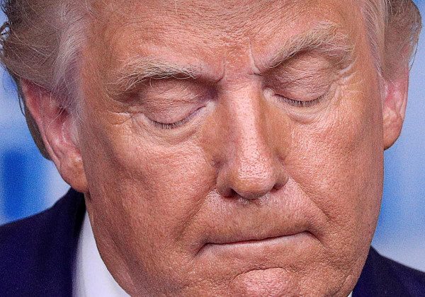 Імпічмент за розпалювання заколоту: у Конгресі США показали "чорну мітку" для Трампа