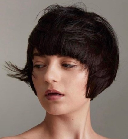 Короткі стрижки з чубчиком 2020 Короткі стрижки з чубчиком 2020