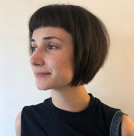 Короткі стрижки з чубчиком 2020 Короткі стрижки з чубчиком 2020