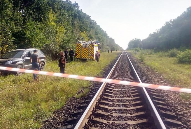 На Житомирщині під потягом, який їхав з Білорусі, підірвали колію – Житомирщина новини На Житомирщині під потягом, який їхав з Білорусі, підірвали колію – Житомирщина новини
