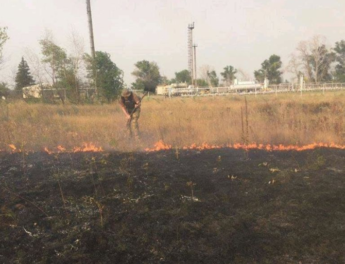 На Луганщине в ходе тушения пожаров пострадали военные – Луганщина пожар 2020 На Луганщине в ходе тушения пожаров пострадали военные – Луганщина пожар 2020