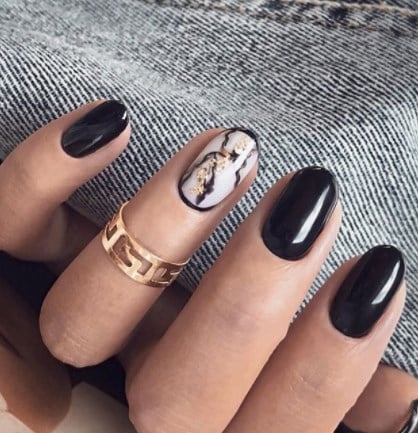 Чорний манікюр осінь 2020 Чорний манікюр осінь 2020