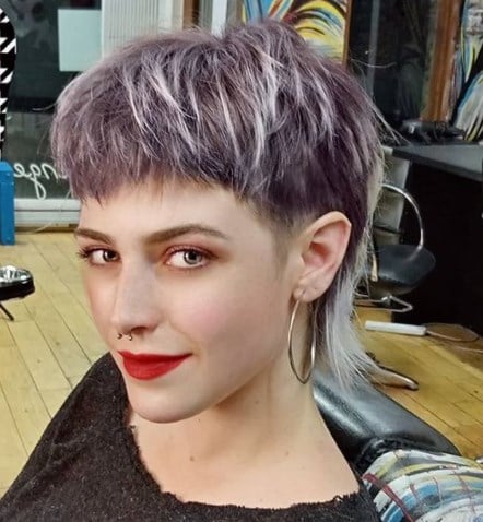 Модна жіноча стрижка маллет 2020 / Instagram Модна жіноча стрижка маллет 2020 / Instagram