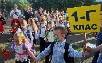 Діти в масках, коронавірус Діти в масках, коронавірус