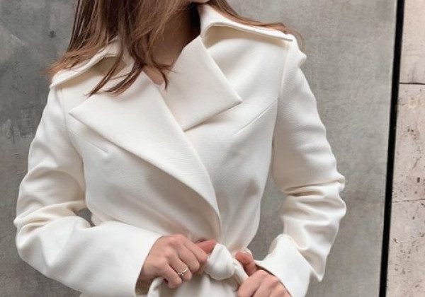 Несподіваним модним трендом осені-зими став білий одяг - фото