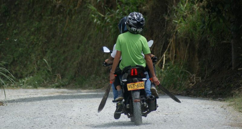 Ведущей реалити пришлось учиться махать мачете на экзотической работе