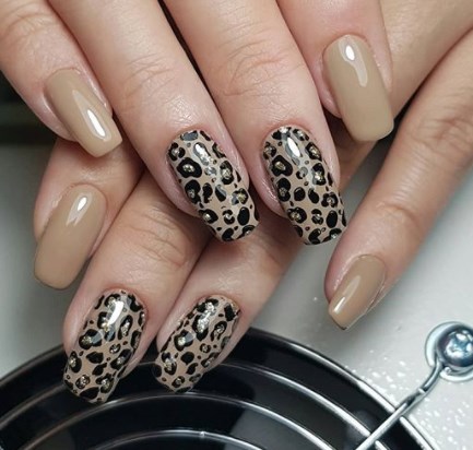 Осінній манікюр 2020