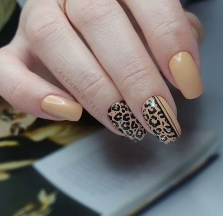 Осінній манікюр 2020