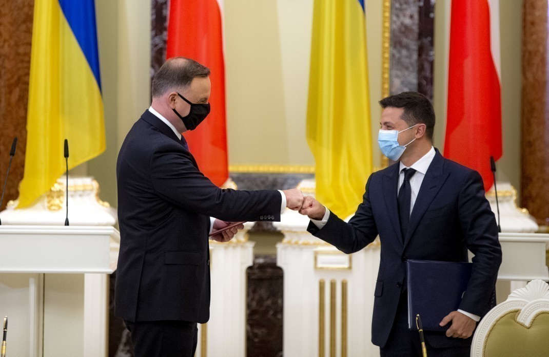 Украина возьмет у Польши 100 млн евро кредита​: на что потратят деньги
