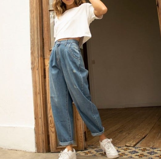 Джинсы-бананы 2020 / Instagram