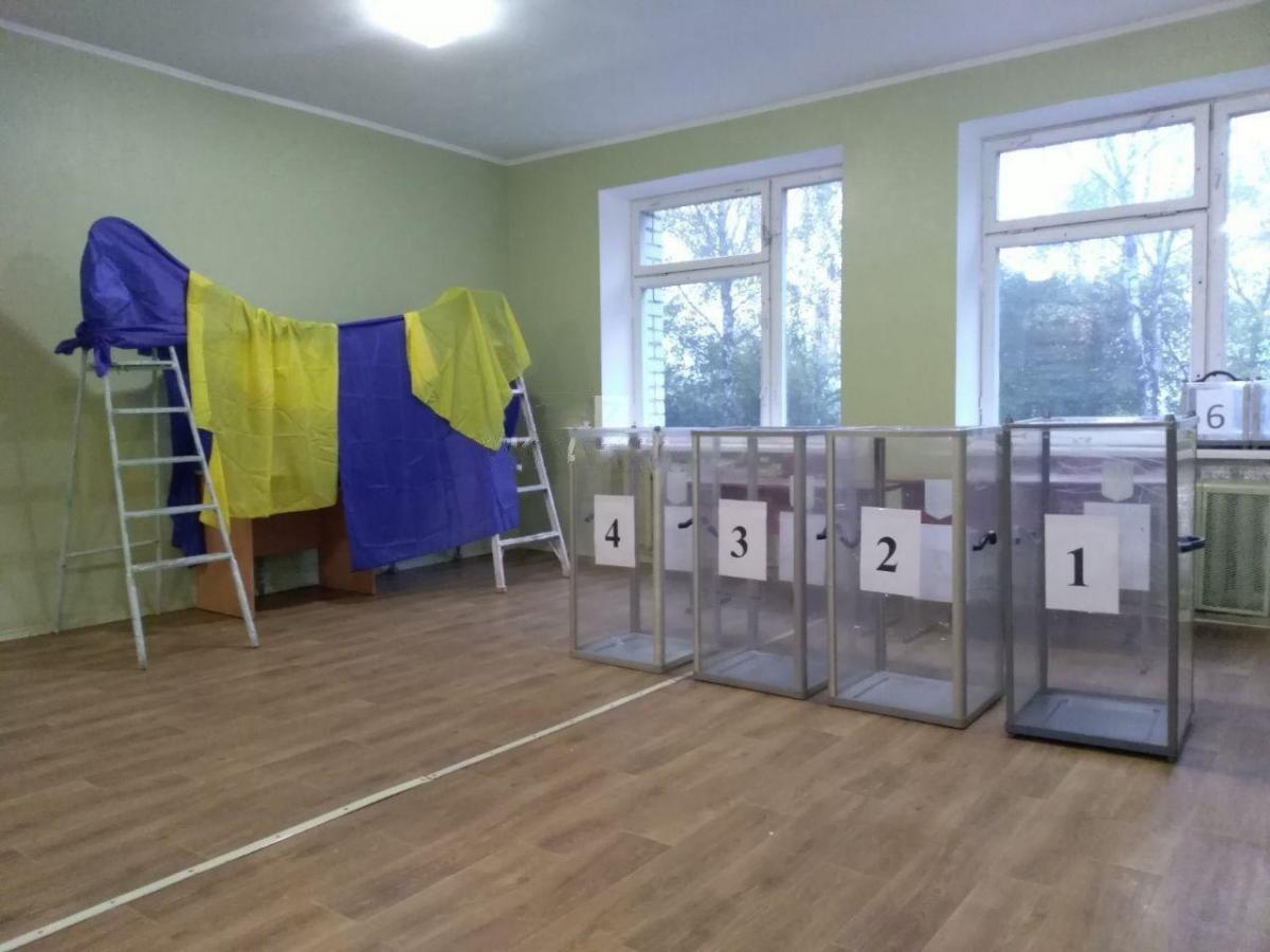 Креативные кабинки для голосования в Житомире