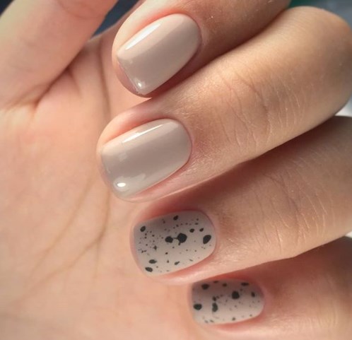 Бежевий манікюр 2020 осінь Бежевий манікюр 2020 осінь