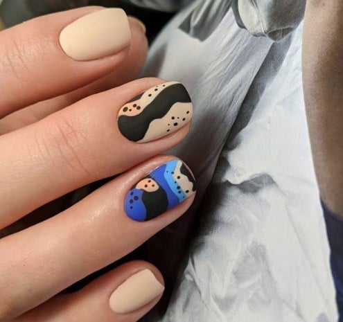 Бежевий манікюр 2020 осінь Бежевий манікюр 2020 осінь