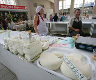 Диетолог поделилась, что в творог можно добавлять зелень, сметану и ягоды – Добавки для творога Диетолог поделилась, что в творог можно добавлять зелень, сметану и ягоды – Добавки для творога