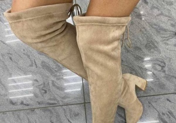 У моді чоботи з 90-х: як у ботфортах не виглядати старомодно - фото