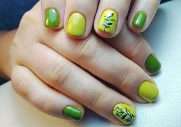 У моді оливковий манікюр і гірчичні нігті: гарні ідеї дизайну і фото