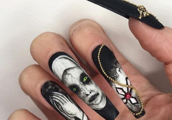 Час модного манікюру на Хелловін 2020 настав - фото