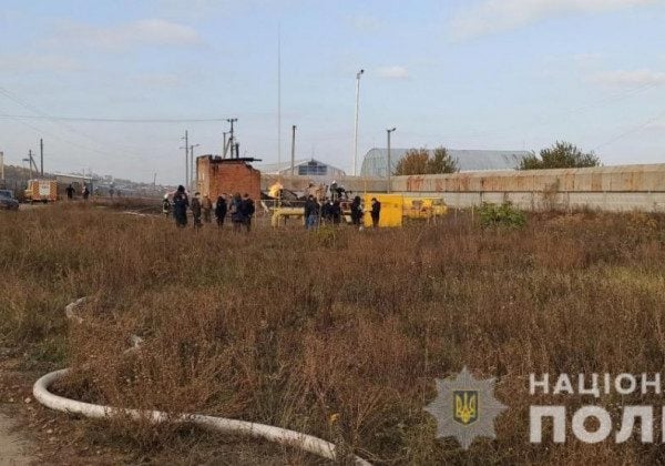Потужний вибух і пожежа під Харковом: стали відомі подробиці трагедії
