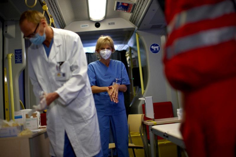 Комендантська година не допоможе: експерт назвала головну проблему з COVID-19