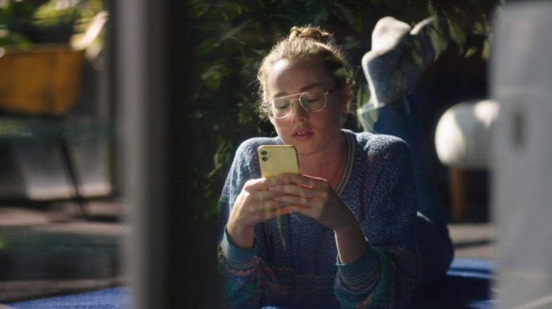 У "яблучному" королівстві неспокійно: власники iPhone 12 невдоволені новим пристроєм