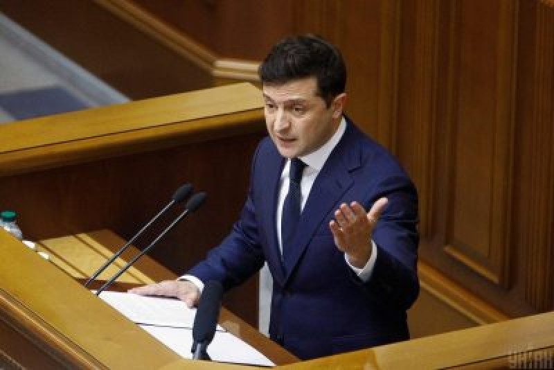 "Не Турция и Мальдивы": Зеленский повезет 120 нардепов на передовую