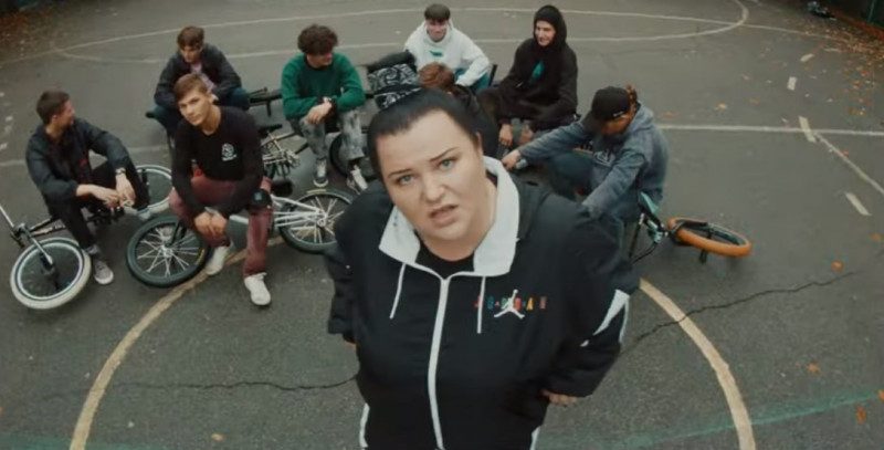 Alyona Alyona і Fatbelly записали спільний кліп Rayon