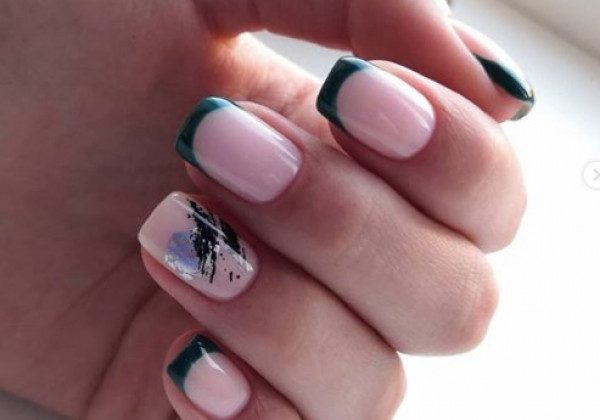 Французский маникюр осень 2020