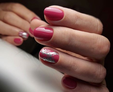 Осінній манікюр на короткі нігті 2020 Осінній манікюр на короткі нігті 2020