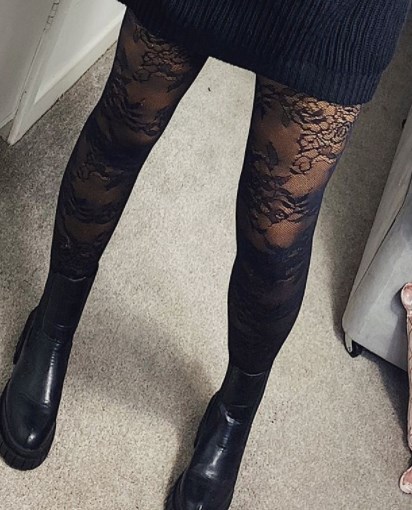 Привет из 80-х: опять в моде кружевные колготки / Instagram