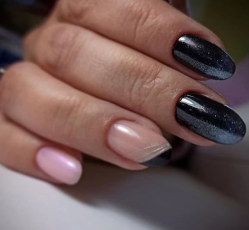 Павутинка на нігтях