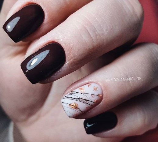 Павутинка на нігтях