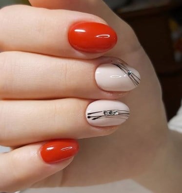 Павутинка на нігтях