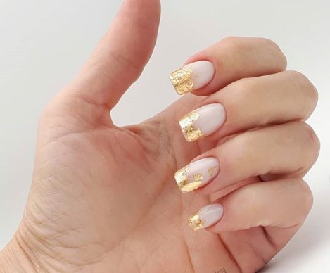 Золотий манікюр зима 2020 Золотий манікюр зима 2020