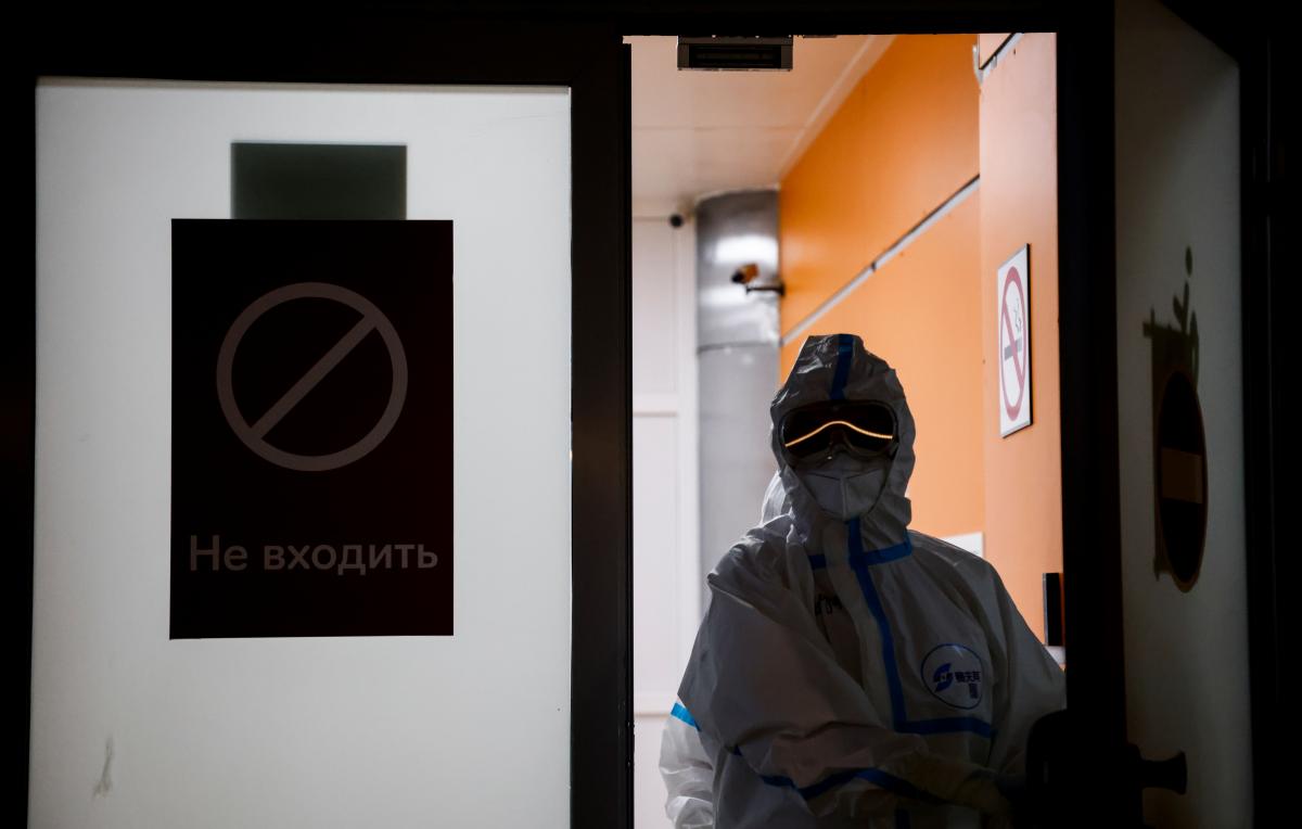 Коронавирус в Украине 18 октября: за сутки выявили меньше 10 тыс. новых зараженных COVID-19