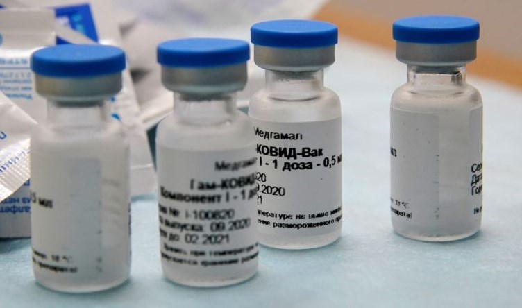 Врач предупредил о смертельной опасности вакцины РФ от COVID-19: в чем причина